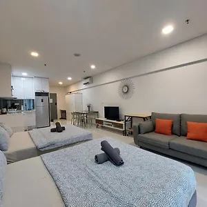 Inspired Homes @ Summer Apartamento